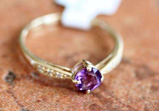 10K Yellow Gold Diamond Accent Amethyst Ring Size 6 1/2