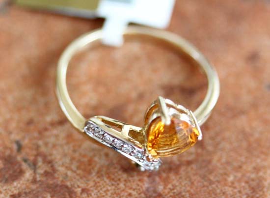 14K Yellow Gold Diamond Citrine Ring Size 7