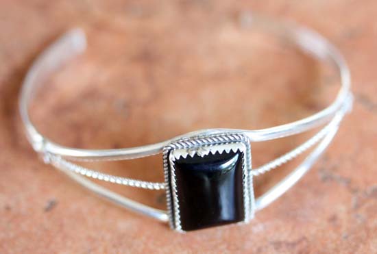 Navajo Silver Onyx Bracelet
