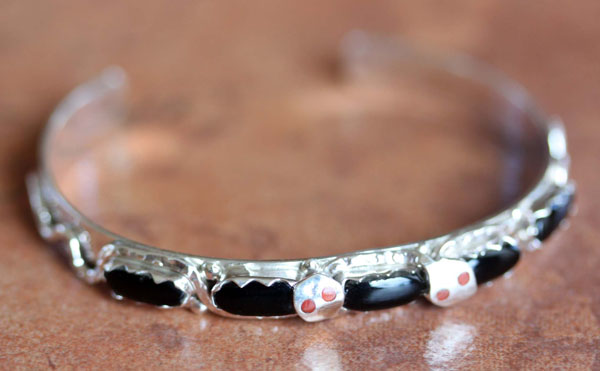 Zuni Native American Onyx Bracelet by Effie C.